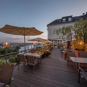 Hotel Schoene Aussicht ***