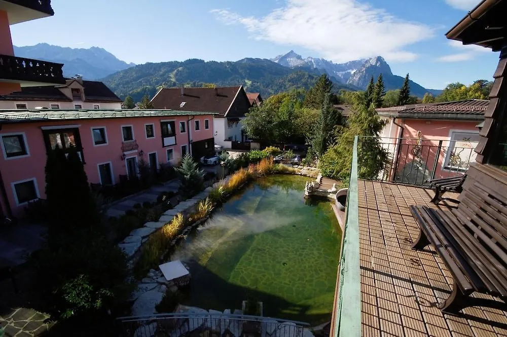 Atlas Grand Hotel Garmisch-Partenkirchen 4*,